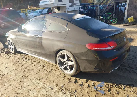 2017 Mercedes-Benz C 300 4Matic z USA, uszkodzony, nr VIN WDDWJ4KB0HF385846